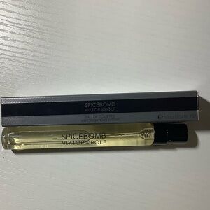 Viktor & Rolf Spicebomb Eau de Toilette in Black and Clear